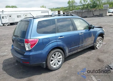 2012 Subaru Forester 2.5X Premium из США, поврежденный, VIN JF2SHADC5CH425930